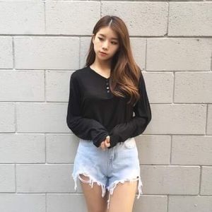 Mixxmix Loose Henley T Shirt Black